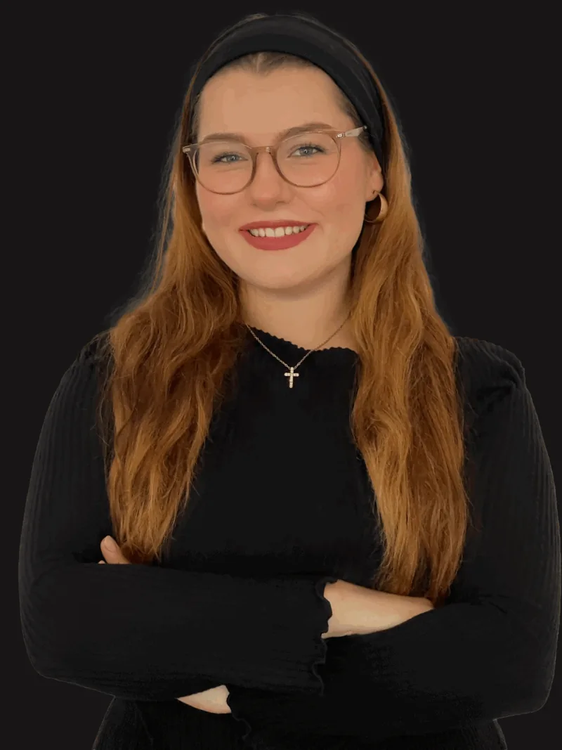 Porträt von Fayna Deckow, Auszubildende der D.D.V.M. GmbH
